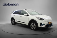 Kia e-Niro - DynamicPlusLine 64 kWh - Carplay, Dakraam, Half Leer, Camera, Stoelverw.