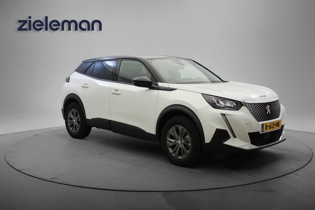 Peugeot e-2008 - 50 kWh - Carplay, Stoelverw. SOH 92%