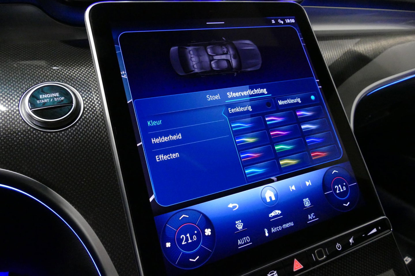 Mercedes-Benz C-Klasse 300 e AMG Line / C63s Look Diffuser / Panamericana Grille / Maxton Design Bodykit V.2 / Panoramadak / Elektr. verstelbare voorstoelen + memory / Stoelkoeling & -verwarming / Digital Light / Ambienteverlichting Plus / HUD / Rondomzichtcamera / 20'' LMV / S