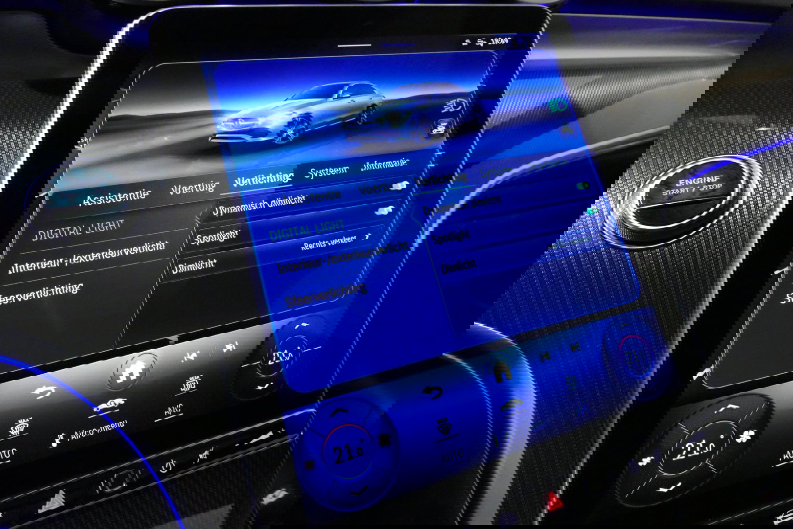 Mercedes-Benz C-Klasse 300 e AMG Line / C63s Look Diffuser / Panamericana Grille / Maxton Design Bodykit V.2 / Panoramadak / Elektr. verstelbare voorstoelen + memory / Stoelkoeling & -verwarming / Digital Light / Ambienteverlichting Plus / HUD / Rondomzichtcamera / 20'' LMV / S