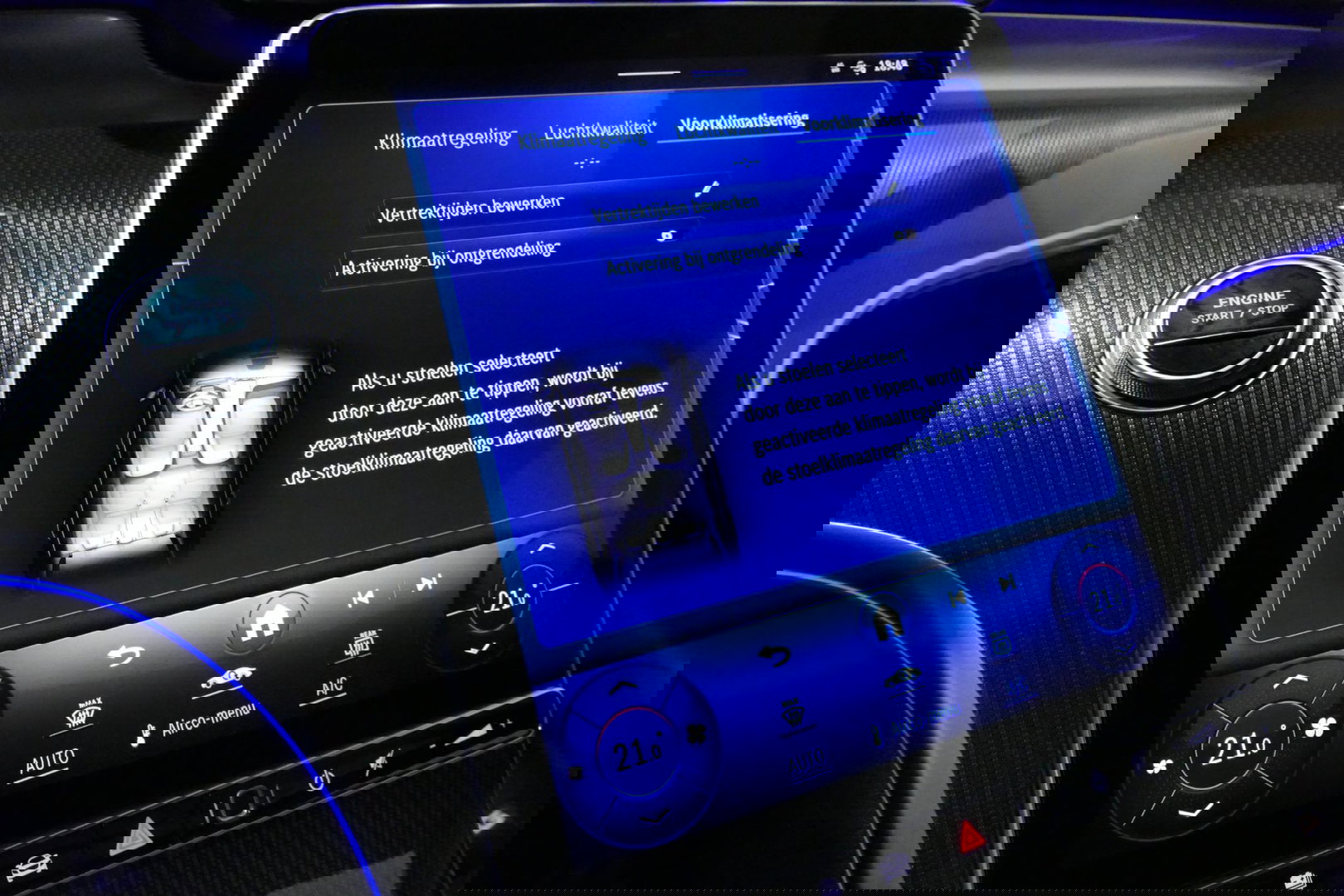 Mercedes-Benz C-Klasse 300 e AMG Line / C63s Look Diffuser / Panamericana Grille / Maxton Design Bodykit V.2 / Panoramadak / Elektr. verstelbare voorstoelen + memory / Stoelkoeling & -verwarming / Digital Light / Ambienteverlichting Plus / HUD / Rondomzichtcamera / 20'' LMV / S