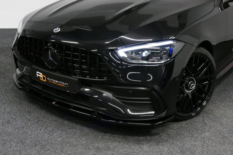 Mercedes-Benz C-Klasse 300 e AMG Line / C63s Look Diffuser / Panamericana Grille / Maxton Design Bodykit V.2 / Panoramadak / Elektr. verstelbare voorstoelen + memory / Stoelkoeling & -verwarming / Digital Light / Ambienteverlichting Plus / HUD / Rondomzichtcamera / 20'' LMV / S