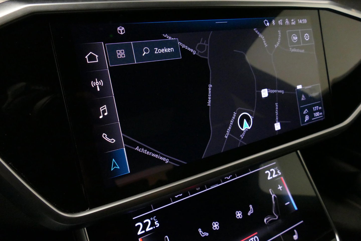 Audi A6 Avant 55 TFSI e quattro S Competition / RS6 Look / S Line / Maxton Design Bodykit V.2 / Panoramadak / Matrix LED / Stoelverwarming voor + achter / Apple Carplay - Android Auto / 21'' Vossen Look / Achteruitrijcamera / Dodehoek detectie / Audi Sound System