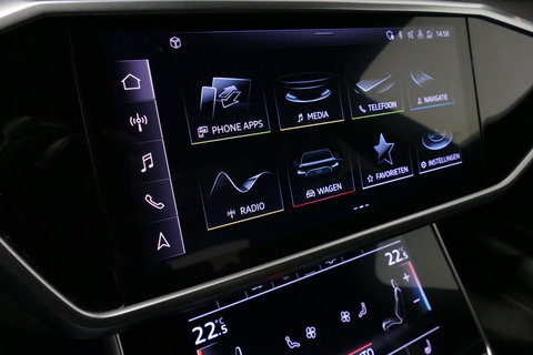 Audi A6 Avant 55 TFSI e quattro S Competition / RS6 Look / S Line / Maxton Design Bodykit V.2 / Panoramadak / Matrix LED / Stoelverwarming voor + achter / Apple Carplay - Android Auto / 21'' Vossen Look / Achteruitrijcamera / Dodehoek detectie / Audi Sound System