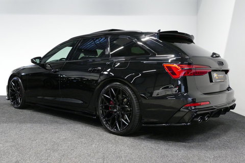 Audi A6 Avant 55 TFSI e quattro S Competition / RS6 Look / S Line / Maxton Design Bodykit V.2 / Panoramadak / Matrix LED / Stoelverwarming voor + achter / Apple Carplay - Android Auto / 21'' Vossen Look / Achteruitrijcamera / Dodehoek detectie / Audi Sound System
