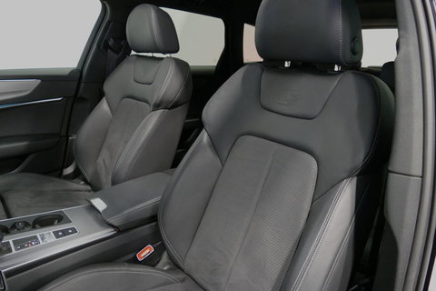 Audi A6 Avant 55 TFSI e quattro S Competition / RS6 Look / S Line / Maxton Design Bodykit V.2 / Panoramadak / Matrix LED / Stoelverwarming voor + achter / Apple Carplay - Android Auto / 21'' Vossen Look / Achteruitrijcamera / Dodehoek detectie / Audi Sound System