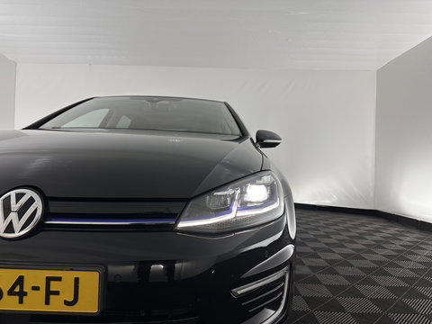 Volkswagen e-Golf (INCL-BTW) *HEATPUMP | LEATHER | ADAPTIVE-CRUISE | FULL-LED | DYNAUDIO | BLINDSPOT | DIGI-COCKPIT | NAVI-FULLMAP | CAMERA | KEYLESS | ECC | CCS-FASTLOADER | PDC | 17''ALU*