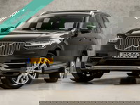 Volvo XC90 - 2.0 T8 Plug-in hybrid Inscription 7 Persoons (PANORAMADAK, BOWERS & WILKINS, STOELKOELING/VERWARMING, 360 GRADEN CAMERA, APPLE CARPLAY, SFEERVERLICHTING, KEYLESS, NIEUWSTAAT)