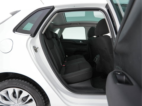 Citroën C4 1.6 BlueHDi Feel *PANO | SPORT-SEATS | PDC | PRIVACY-GLASS | ECC | CRUISE | TOWBAR*