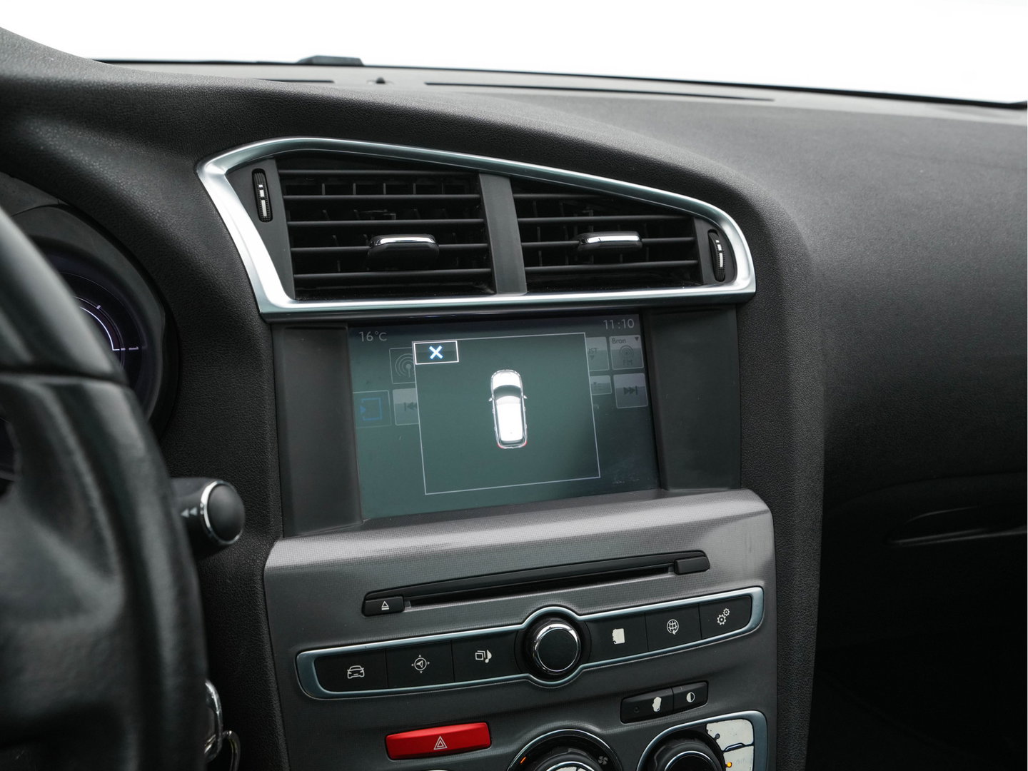 Citroën C4 1.6 BlueHDi Feel *PANO | SPORT-SEATS | PDC | PRIVACY-GLASS | ECC | CRUISE | TOWBAR*