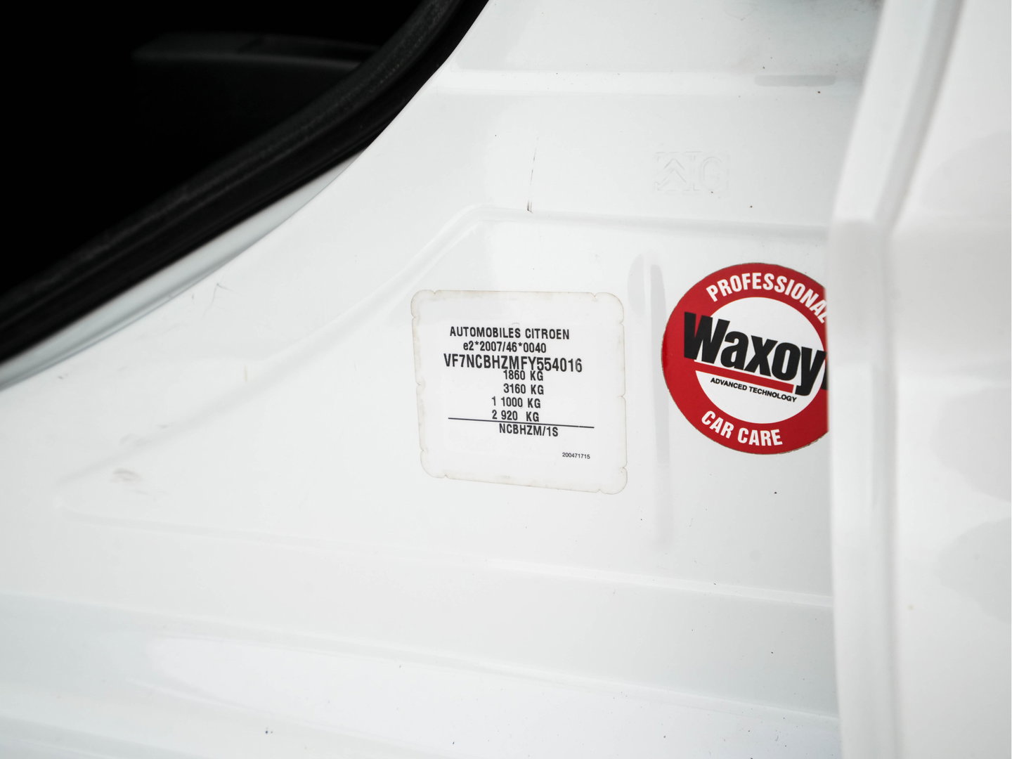 Citroën C4 1.6 BlueHDi Feel *PANO | SPORT-SEATS | PDC | PRIVACY-GLASS | ECC | CRUISE | TOWBAR*