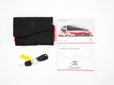 Citroën C4 1.6 BlueHDi Feel *PANO | SPORT-SEATS | PDC | PRIVACY-GLASS | ECC | CRUISE | TOWBAR*