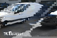 Mercedes-Benz Sprinter - 317 CDI L2H1 RWD MBUX met navigatie en camera, Geveerde stoel, Brake assyst, Etc.