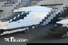 Mercedes-Benz eSprinter - 314 L2H2 Pro 56kWh Snel laden, Trekhaak, Etc.
