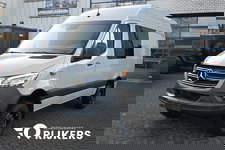 Mercedes-Benz Sprinter - 319 CDI 4x4 L2H2 AWD Draaistoelen, MBUX 10.25 met 360 graden camera, LED, Etc.