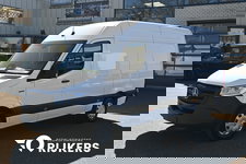 Mercedes-Benz eSprinter - 320 L2H2 Pro 81kWh Snellader, Navigatie, Trekhaak, Winterpakket, Etc.