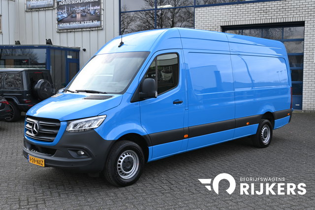 Mercedes-Benz Sprinter - 319 CDI L3H2 LED, Geveerde stoel, Navigatie met camera