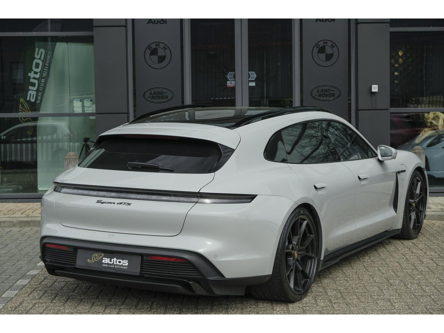 Porsche Taycan Sport Turismo GTS 598pk 93 kWh Panoramadak *SOH 93%* *incl BTW* Bijrijdersdisplay Rear seat entertainment Head-up Bose NLauto 1e Eigenaar