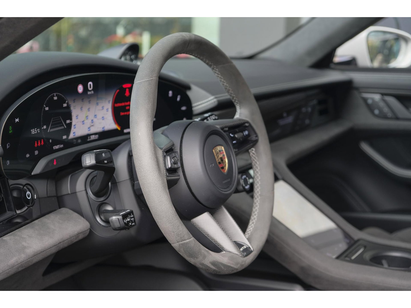 Porsche Taycan Sport Turismo GTS 598pk 93 kWh Panoramadak *SOH 93%* *incl BTW* Bijrijdersdisplay Rear seat entertainment Head-up Bose NLauto 1e Eigenaar