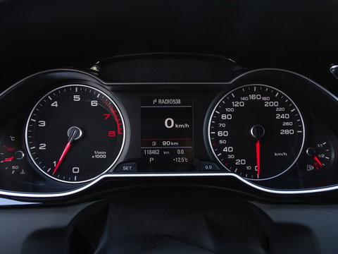 Audi A4 Avant 1.8 TFSI 170PK automaat / S-Line / S-Edition / MMI / LED