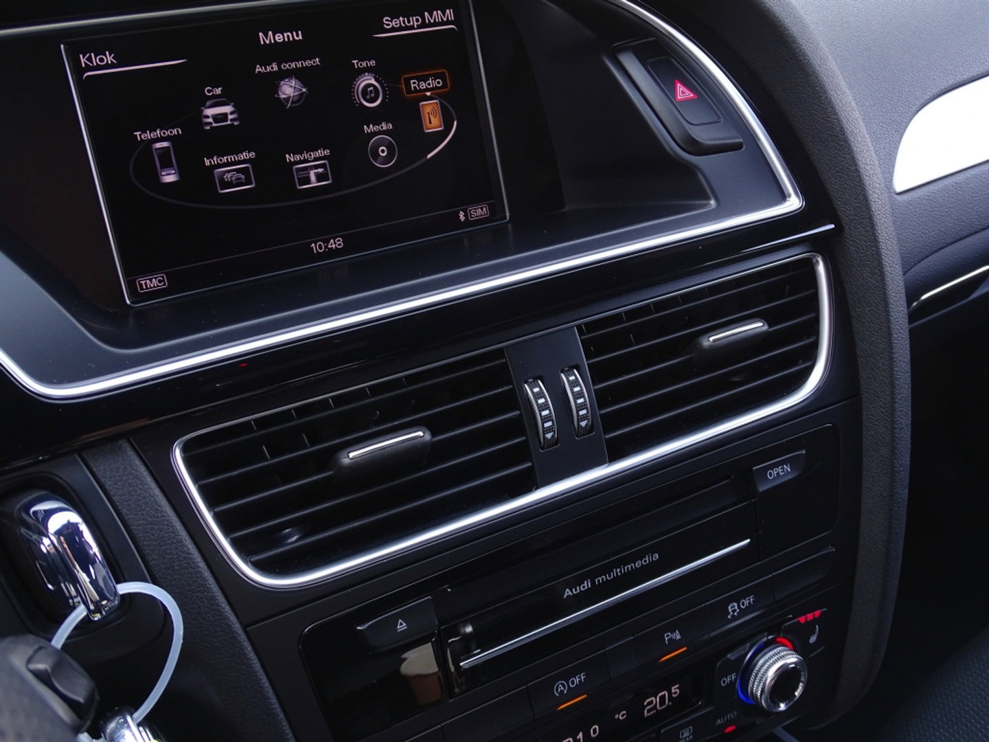 Audi A4 Avant 1.8 TFSI 170PK automaat / S-Line / S-Edition / MMI / LED