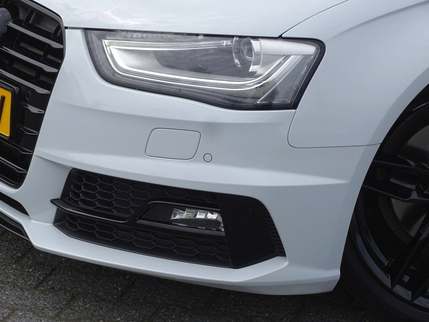 Audi A4 Avant 1.8 TFSI 170PK automaat / S-Line / S-Edition / MMI / LED