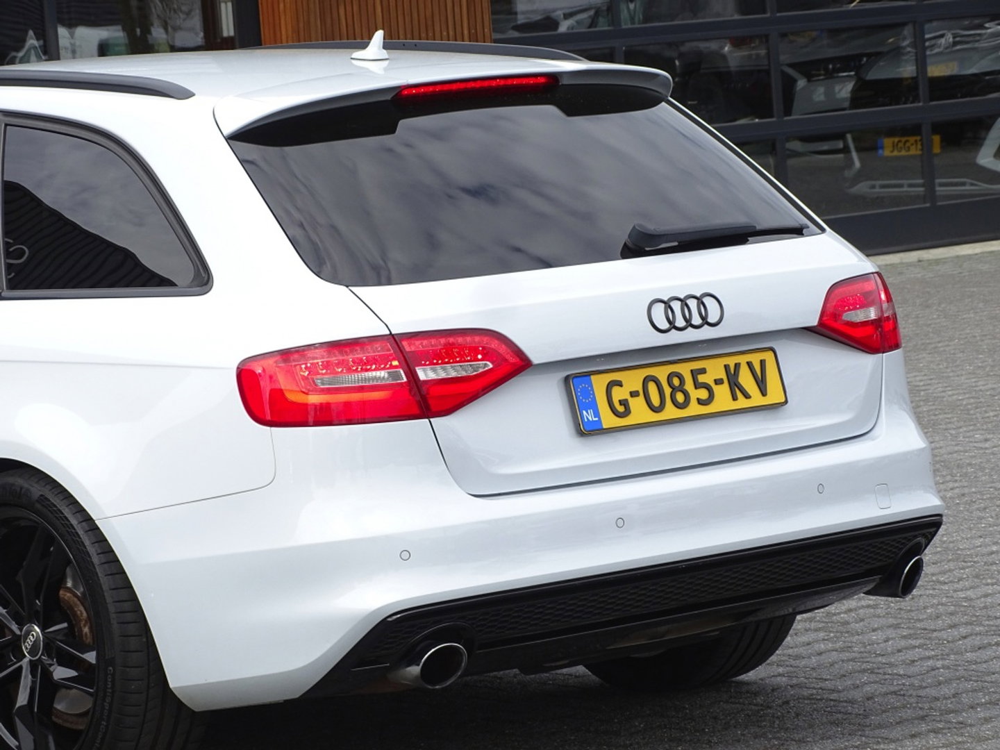 Audi A4 Avant 1.8 TFSI 170PK automaat / S-Line / S-Edition / MMI / LED