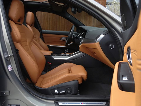 BMW 3 Serie touring 330e 292PK X-Drive M-Sport / Individual / Harman Kardon / 360°
