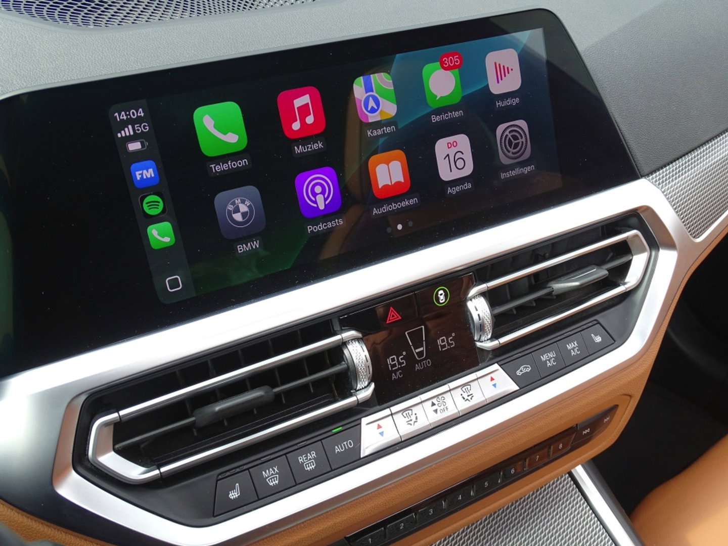 BMW 3 Serie touring 330e 292PK X-Drive M-Sport / Individual / Harman Kardon / 360°