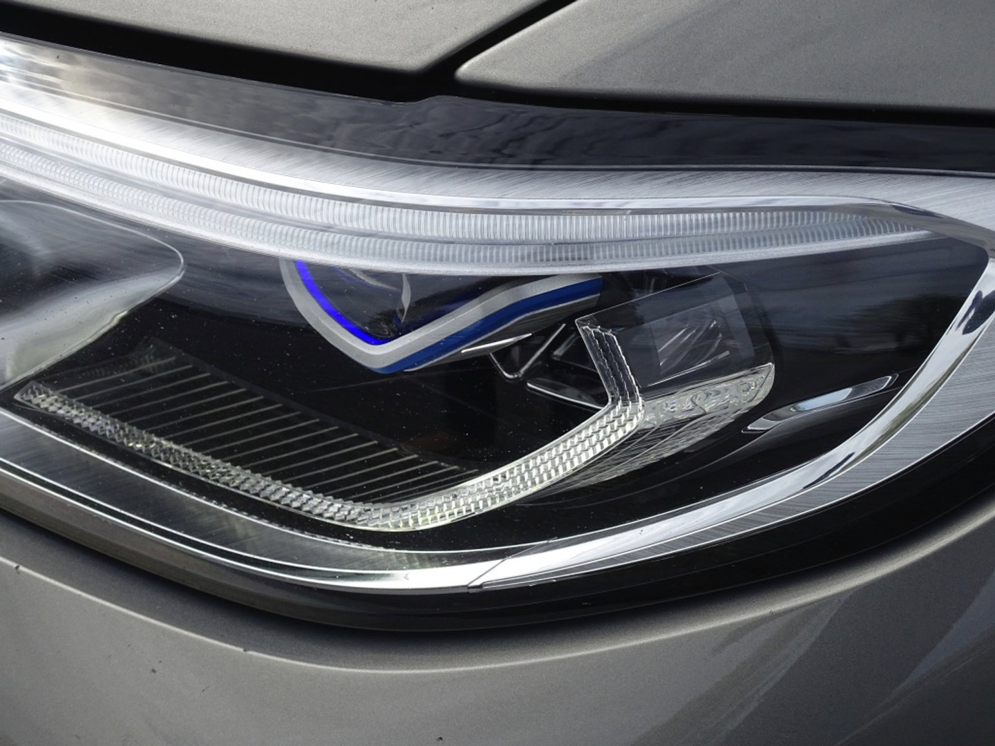 BMW 3 Serie touring 330e 292PK X-Drive M-Sport / Individual / Harman Kardon / 360°