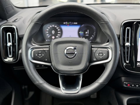 Volvo XC40 1.5 T4 Recharge R-Design |H/K|AutoPilot|Winterpakket|Cam