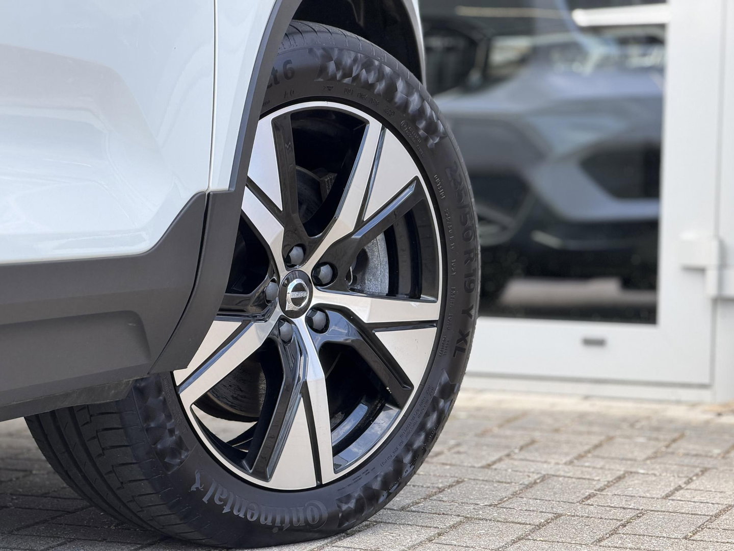 Volvo XC40 1.5 T4 Recharge R-Design |H/K|AutoPilot|Winterpakket|Cam