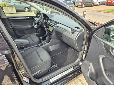 Škoda Rapid Spaceback 1.0 TSI Clever, Trekhaak, Carplay, NAP