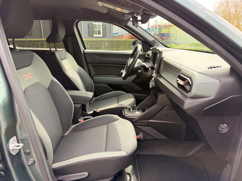 Dacia Duster 1.6 Hybrid 140 Extreme 360" CAMERA CARLAY NAVI STOEL/ VERW. LED-XENON