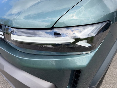 Dacia Duster 1.6 Hybrid 140 Extreme 360" CAMERA CARLAY NAVI STOEL/ VERW. LED-XENON