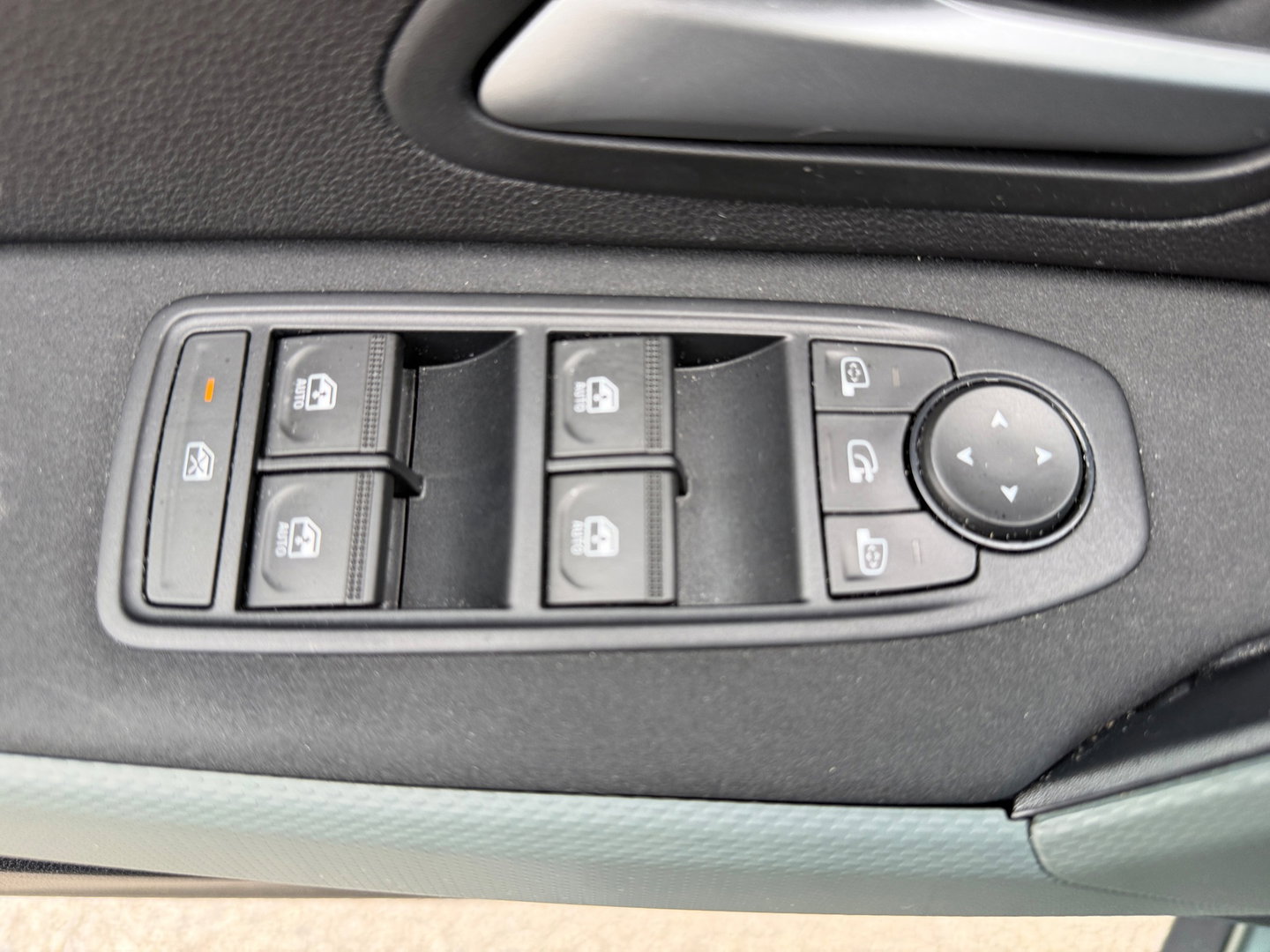 Dacia Duster 1.6 Hybrid 140 Extreme 360" CAMERA CARLAY NAVI STOEL/ VERW. LED-XENON