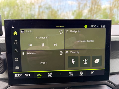 Dacia Duster 1.6 Hybrid 140 Extreme 360" CAMERA CARLAY NAVI STOEL/ VERW. LED-XENON