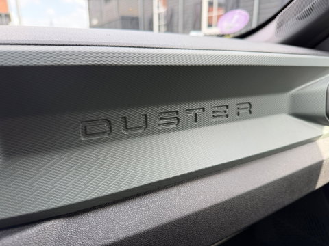 Dacia Duster 1.6 Hybrid 140 Extreme 360" CAMERA CARLAY NAVI STOEL/ VERW. LED-XENON