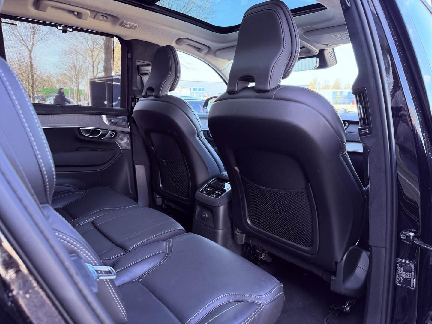 Volvo XC90 2.0 T8 Plug-in hybrid AWD Plus Dark