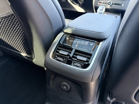 Volvo XC90 2.0 T8 Plug-in hybrid AWD Plus Dark