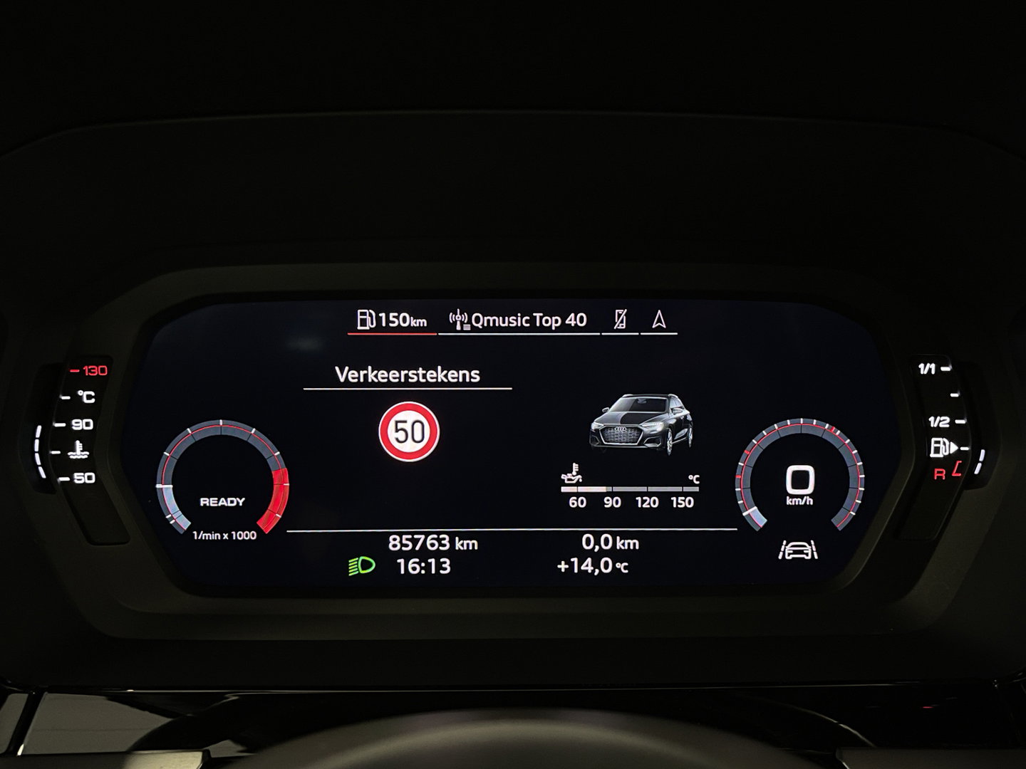 Audi A3 Sportback 30 TFSI Advanced edition | Draadloze Apple Carplay | DAB | Virtuele Cockpit | Zwarte Hemel | Origineel Nederlands | Lane Assist | Start & stop |