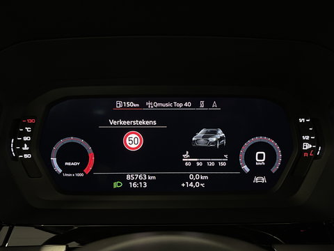 Audi A3 Sportback 30 TFSI Advanced edition | Draadloze Apple Carplay | DAB | Virtuele Cockpit | Zwarte Hemel | Origineel Nederlands | Lane Assist | Start & stop |