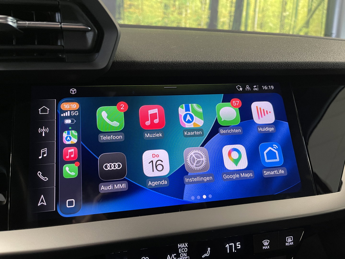 Audi A3 Sportback 30 TFSI Advanced edition | Draadloze Apple Carplay | DAB | Virtuele Cockpit | Zwarte Hemel | Origineel Nederlands | Lane Assist | Start & stop |