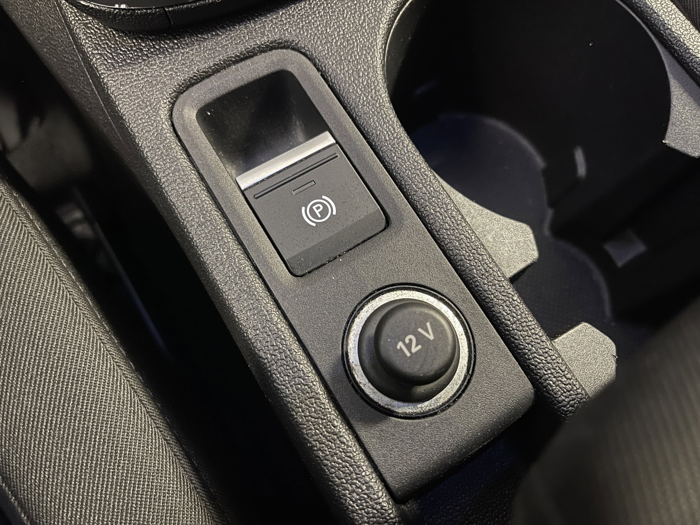 Audi A3 Sportback 30 TFSI Advanced edition | Draadloze Apple Carplay | DAB | Virtuele Cockpit | Zwarte Hemel | Origineel Nederlands | Lane Assist | Start & stop |