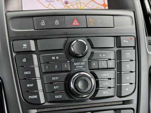 Opel Cascada 1.6 Turbo Innovation | 170 PK! | Automaat | Stoelverwarming | Parkeersensoren | Navigatie | Cruise Control | 18" Lichtmetaal |