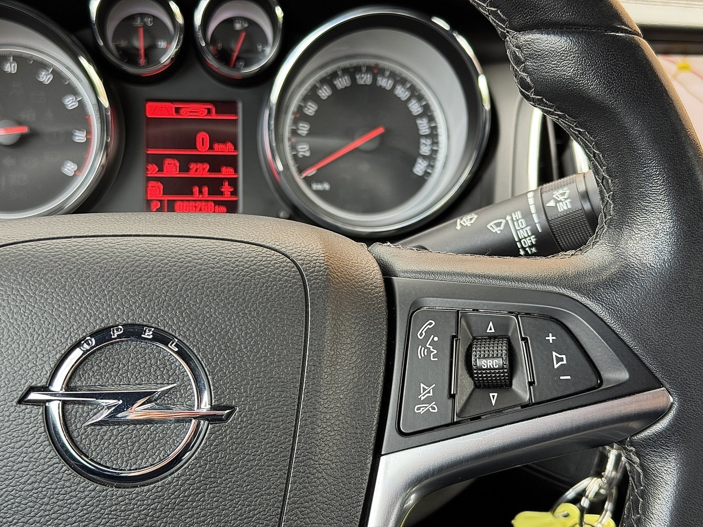 Opel Cascada 1.6 Turbo Innovation | 170 PK! | Automaat | Stoelverwarming | Parkeersensoren | Navigatie | Cruise Control | 18" Lichtmetaal |