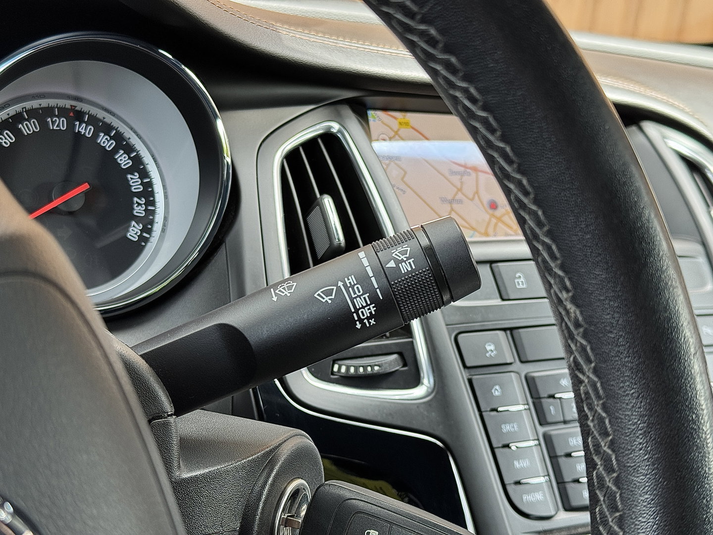 Opel Cascada 1.6 Turbo Innovation | 170 PK! | Automaat | Stoelverwarming | Parkeersensoren | Navigatie | Cruise Control | 18" Lichtmetaal |