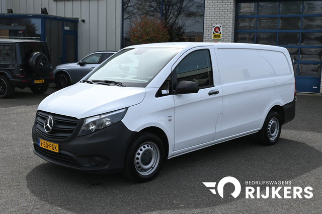 Mercedes-Benz Vito - 114 CDI L2 Distronic, Navigatie met camera, Trekhaak 2500 kg