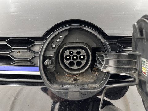 Volkswagen Golf 1.4 TSI PHEV GTE (Plug-in) (INCL-BTW) Aut. *PANO | ADAPTIVE-CRUISE | FULL-LED | DIGI-COCKPIT | BLINDSPOT | HEATED-SPORTSEATS | KEYLESS | NAVI-FULLMAP | AMBIENTLIGHT | SHIFTPADDLES | PRIVACY-GLASS | ECC | PDC | 18''ALU*