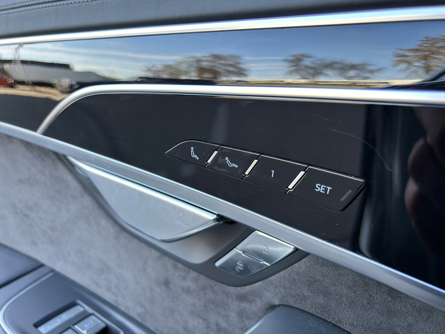 Audi A8 55 TFSI quattro Pro Line|BTW|Luchtvering|Pano|Memory|Leder|Massage|HUD|Softclose